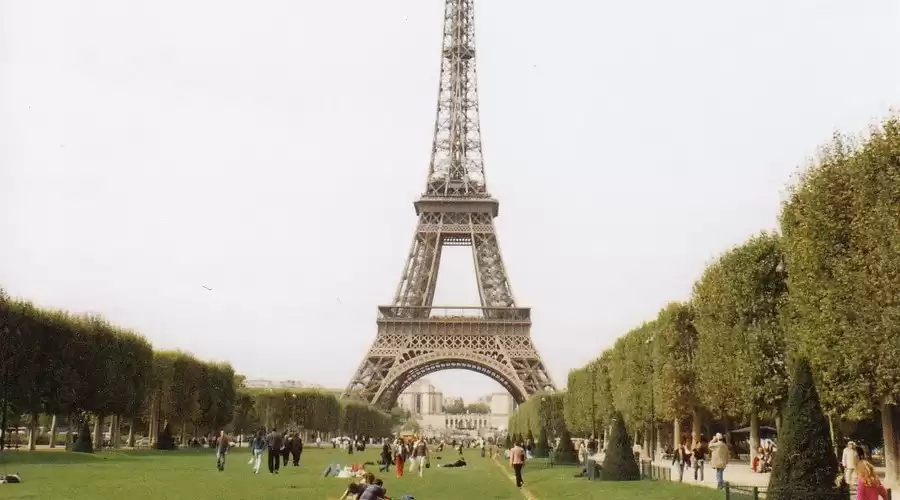 插图3–2025 年精选旅游景点推荐指南–青年旅游