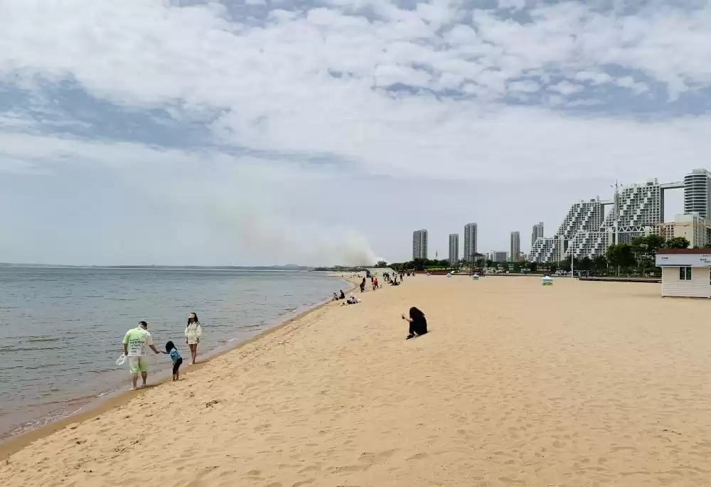 插图2–7-8 月份旅游最佳地方：2025 夏季避暑胜地全攻略–青年旅游