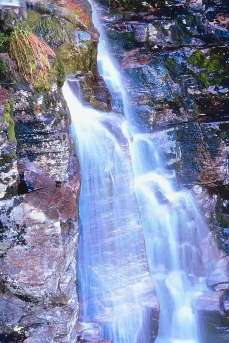 插图1–别只爬峻极峰！2025 嵩山攻略：1 天解锁瀑布日出+武僧训练，避坑指南+小众点位全公开–青年旅游