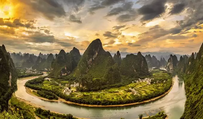 缩略图–去哪儿旅游——寻找属于你的诗和远方–青年旅游